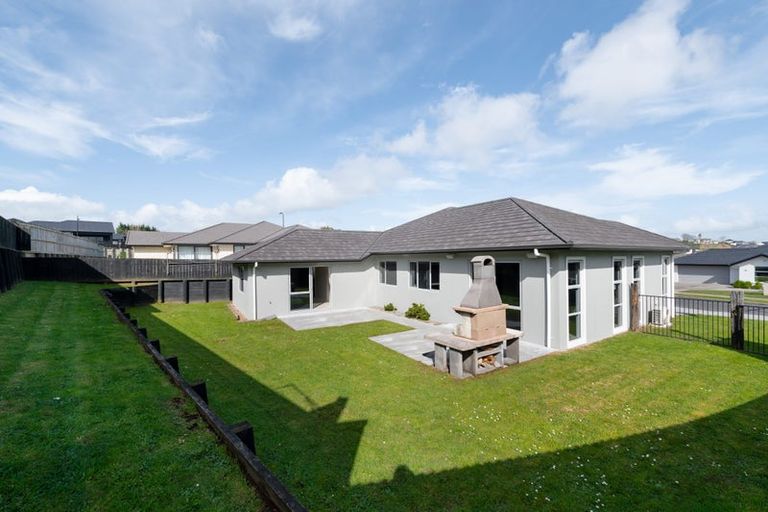 Photo of property in 4 Glaisdale Crescent, Flagstaff, Hamilton, 3210