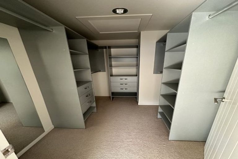 Photo of property in 72 Harrowglen Drive, Northcross, Auckland, 0630