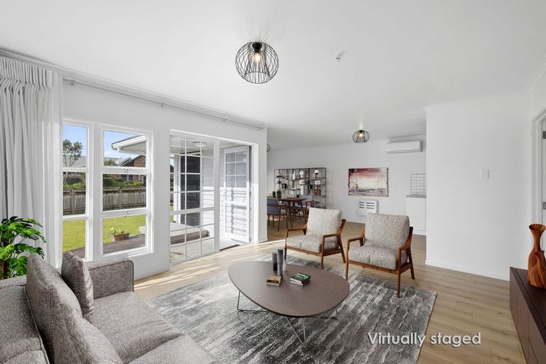 Photo of property in 260 Mangorei Road, Merrilands, New Plymouth, 4312