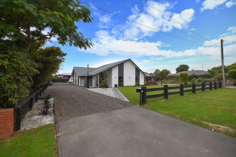 Photo of property in 27 Beaumaris Street, Outram, 9019