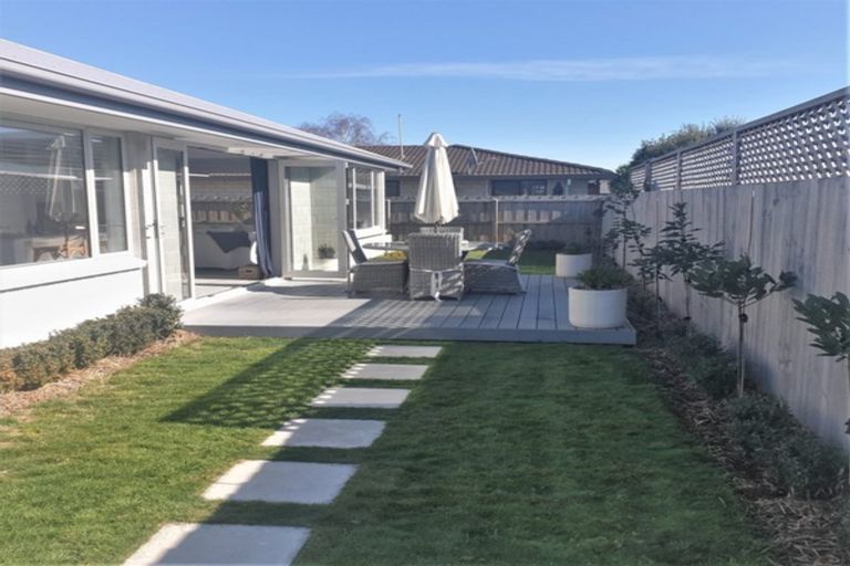 Photo of property in 5a Scott Street, Rangiora, 7400
