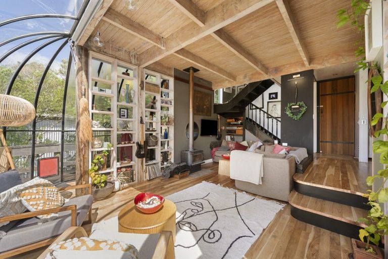 Photo of property in 214 Barnard Street, Wadestown, Wellington, 6012