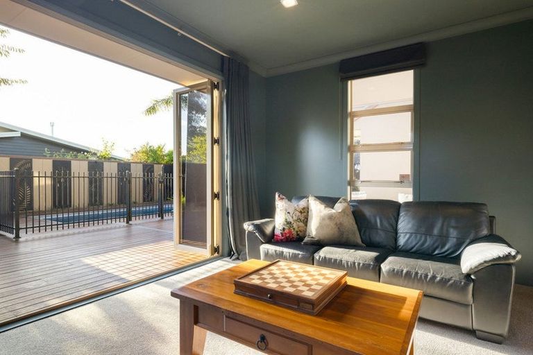 Photo of property in 5 Cooper Crescent, Cambridge, 3434