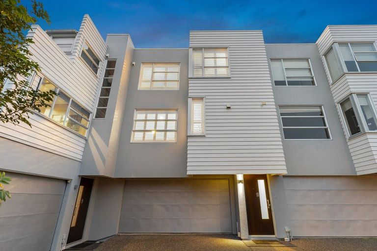 Photo of property in 10/4 Campbell Road, Takapuna, Auckland, 0622