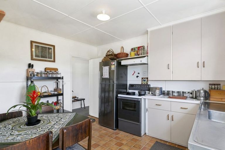 Photo of property in 69 Glenpark Avenue, Mornington, Dunedin, 9011