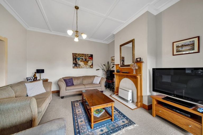 Photo of property in 7 Disraeli Street, Hawera, 4610