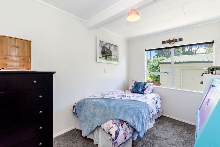 Photo of property in 63 Matai Road, Raumati South, Paraparaumu, 5032