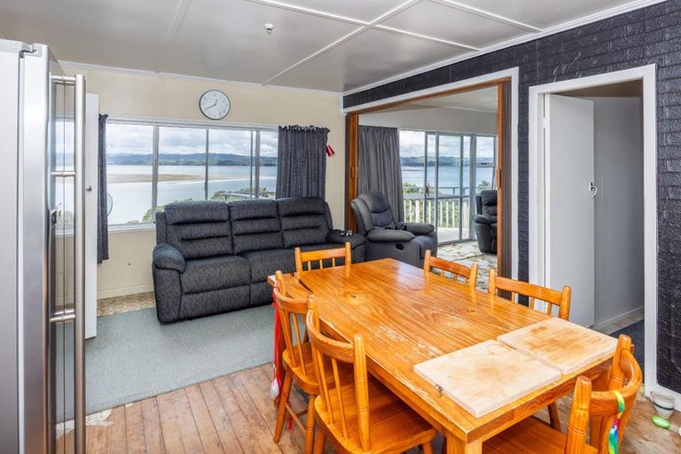 Photo of property in 102 Amopo Street, Kawhia, 3889