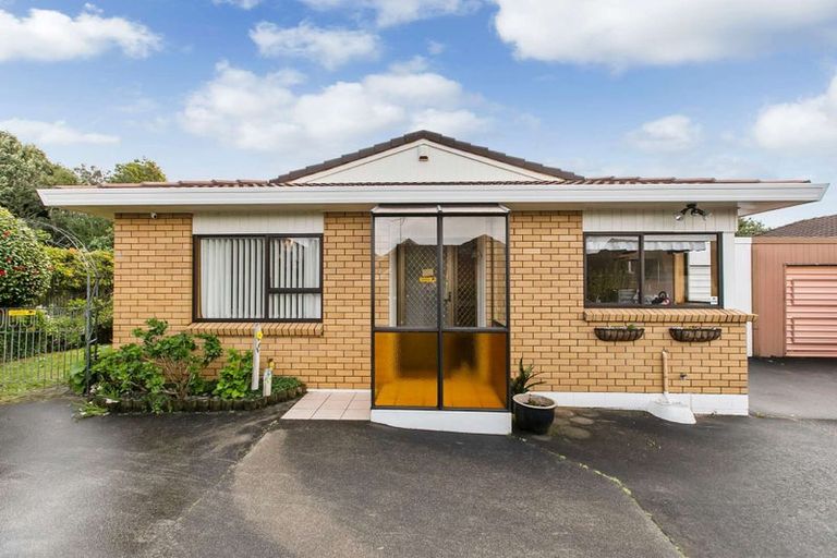 Photo of property in 2/13 Citation Way, Botany Downs, Auckland, 2010