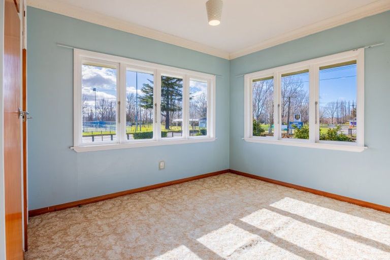 Photo of property in 15 Mitchell Street, Waipukurau, 4200