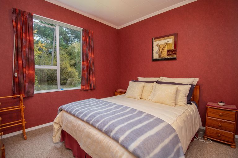 Photo of property in 110 Taieri Mouth Road, Kuri Bush, Brighton, 9091