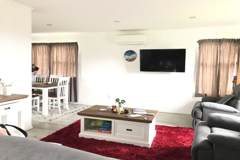 Photo of property in 6 Wordsworth Road, Manurewa, Auckland, 2102