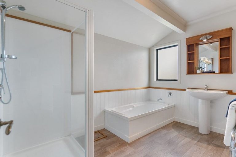 Photo of property in 140 Wellington Street, Howick, Auckland, 2014