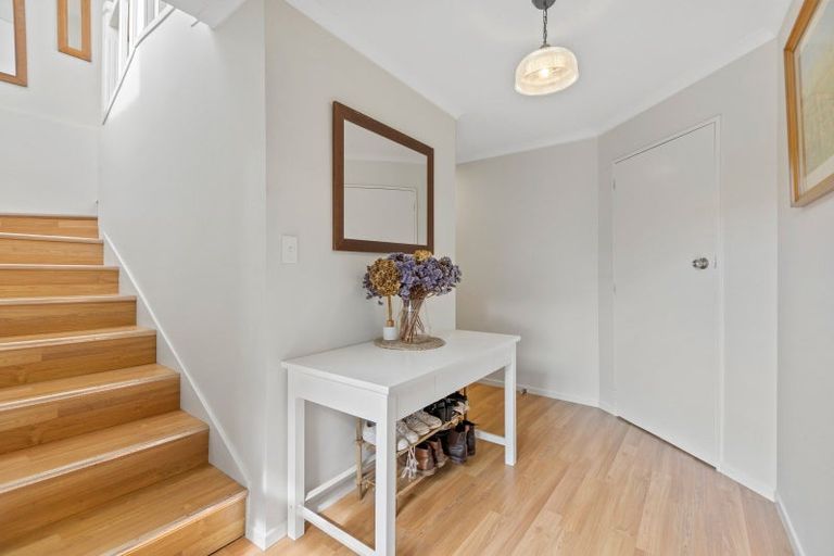 Photo of property in 32 Roto Street, Hurdon, New Plymouth, 4310