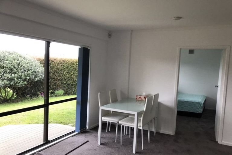 Photo of property in 1/17 Portobello Place, Torbay, Auckland, 0630