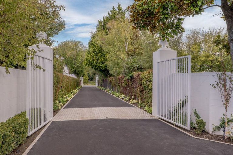 Photo of property in 93 Carlton Mill Road, Merivale, Christchurch, 8014