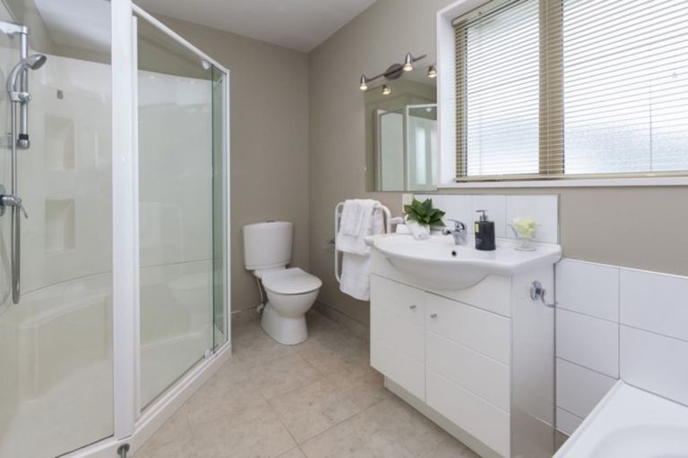 Photo of property in 28 Clissold Street, Merivale, Christchurch, 8014