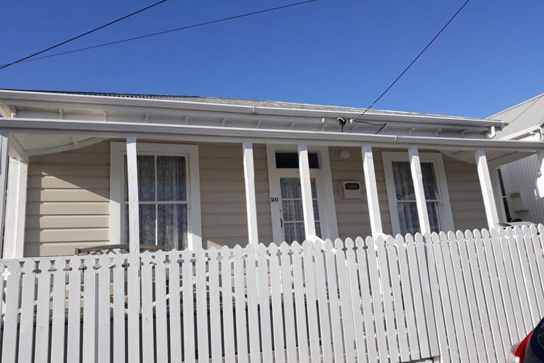 Photo of property in 20 Moir Street, Mount Victoria, Wellington, 6011