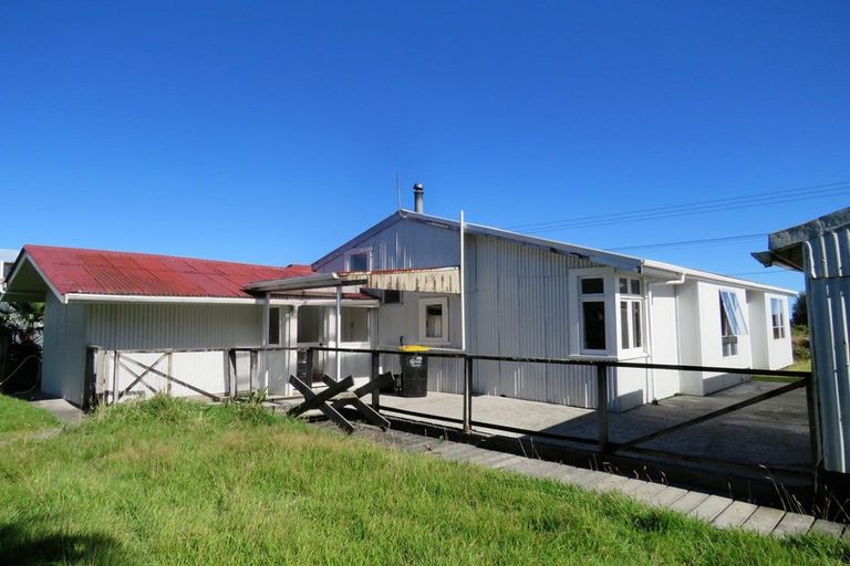 Photo of property in 42 Mcgill Street, Waimangaroa, Westport, 7891