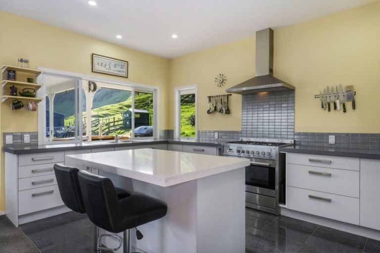 Photo of property in 40 Grant Road, Kinloch, Taupo, 3385