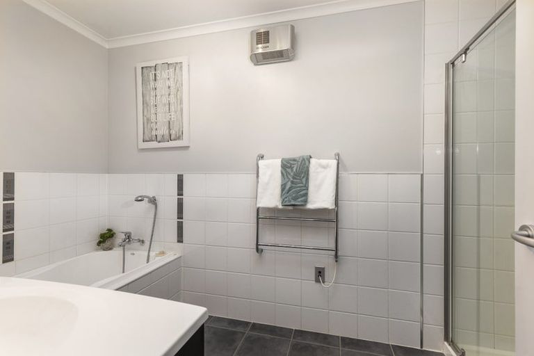 Photo of property in 4a Harakeke Place, Redwoodtown, Blenheim, 7201