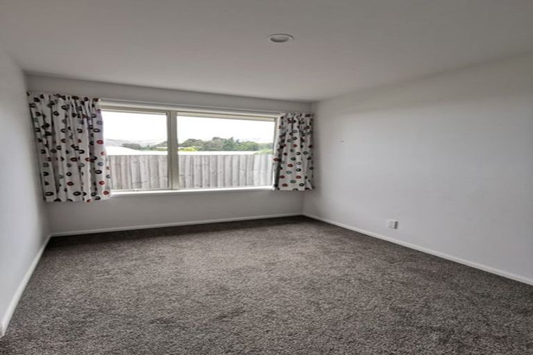 Photo of property in 5 Gilders Grove, Heathcote Valley, Christchurch, 8022