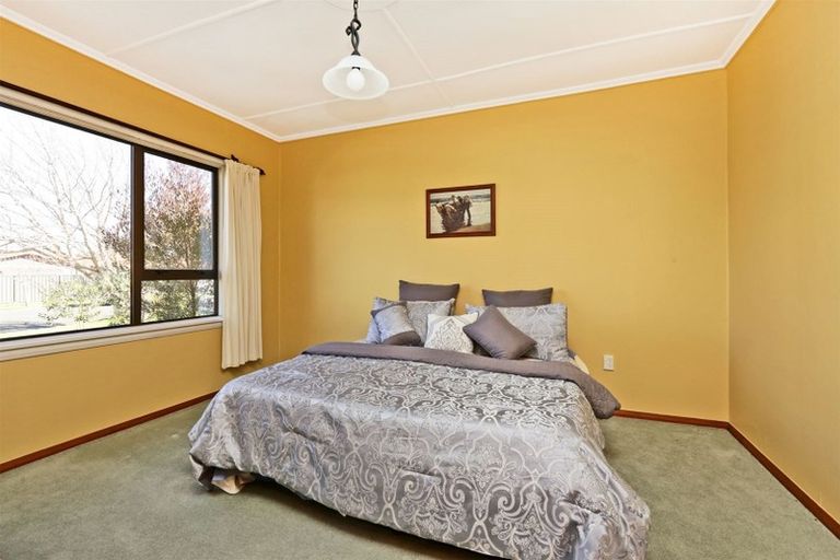 Photo of property in 2/1236 Louie Street, Parkvale, Hastings, 4122
