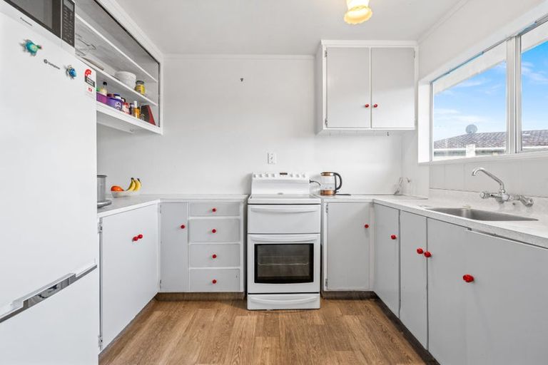 Photo of property in 2 Raupo Place, Tikipunga, Whangarei, 0112