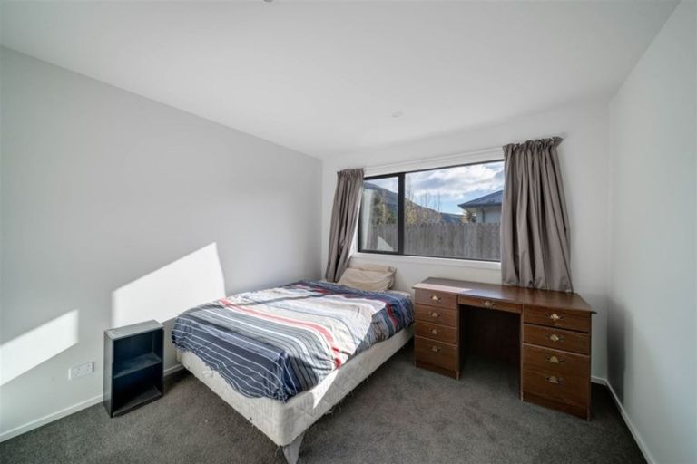 Photo of property in 5 Edna Lane, Lake Hawea, Wanaka, 9382