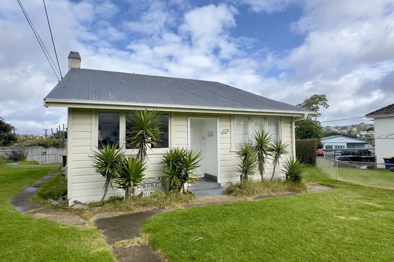 Photo of property in 2 Craig Road, Milford, Auckland, 0620