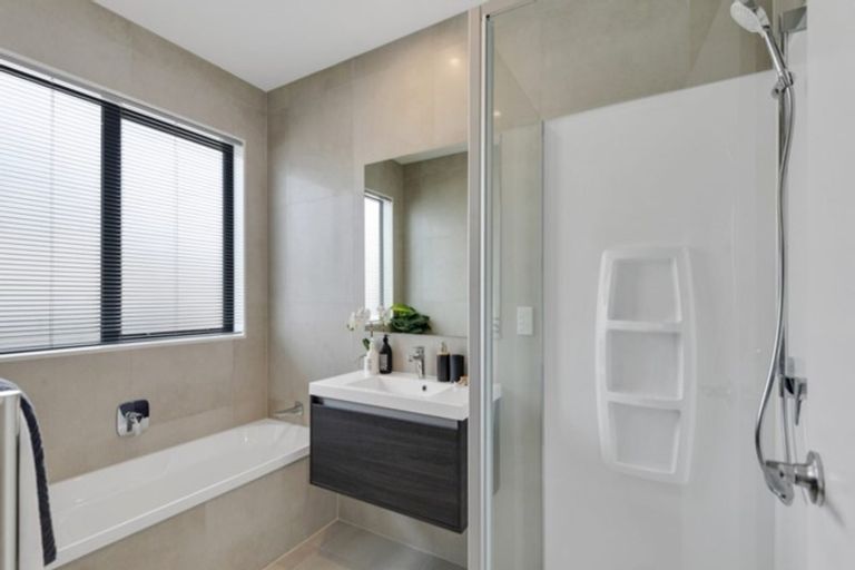 Photo of property in 46 Nganui Avenue, Takanini, 2112