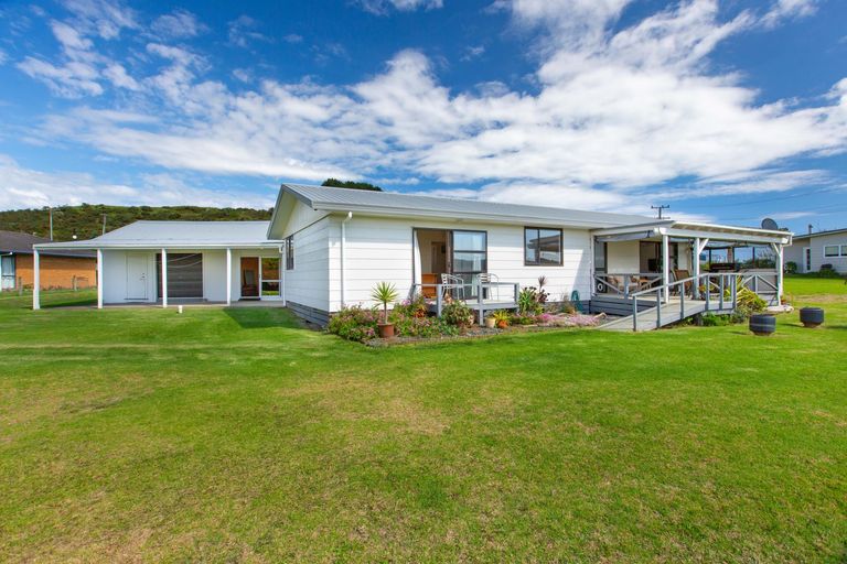 Photo of property in 11 Wainamu Road, Raglan, 3297