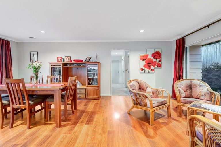 Photo of property in 63 Chesterfield Way, Orewa, 0931