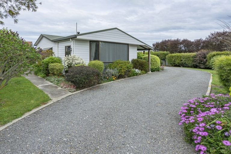 Photo of property in 22 Osborne Road, Amberley, 7410