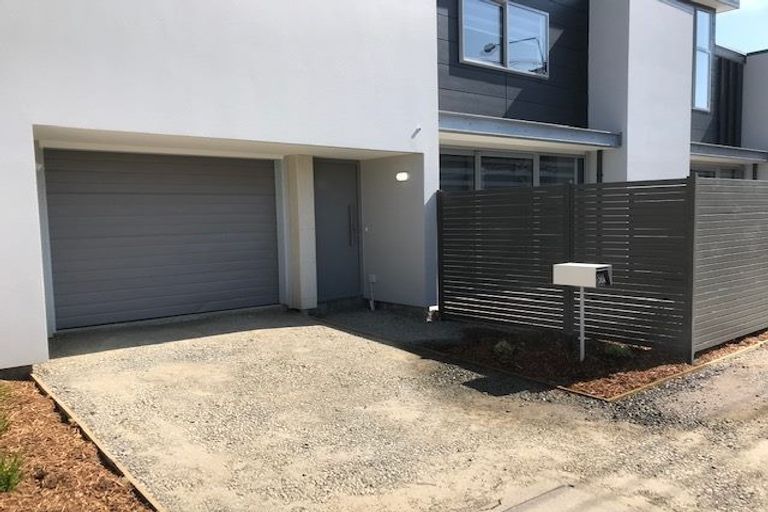 Photo of property in 28a Grove Road, Addington, Christchurch, 8024