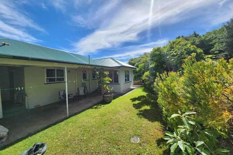 Photo of property in 50 Great North Road, Saint Johns Hill, Whanganui, 4500