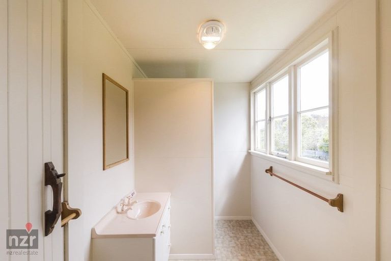 Photo of property in 34 Lees Road, Feilding, 4775