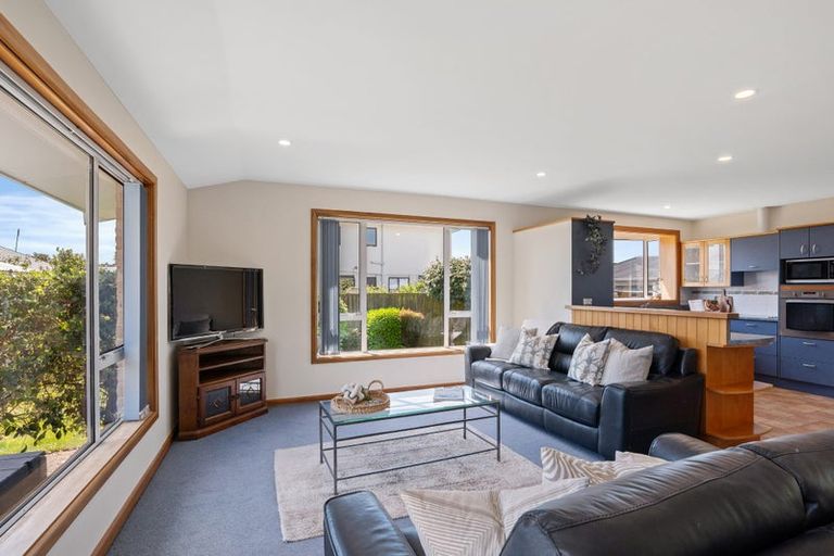 Photo of property in 5 Royleen Street, Casebrook, Christchurch, 8051