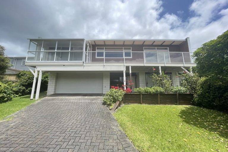 Photo of property in 15 Penning Road, Milford, Auckland, 0620