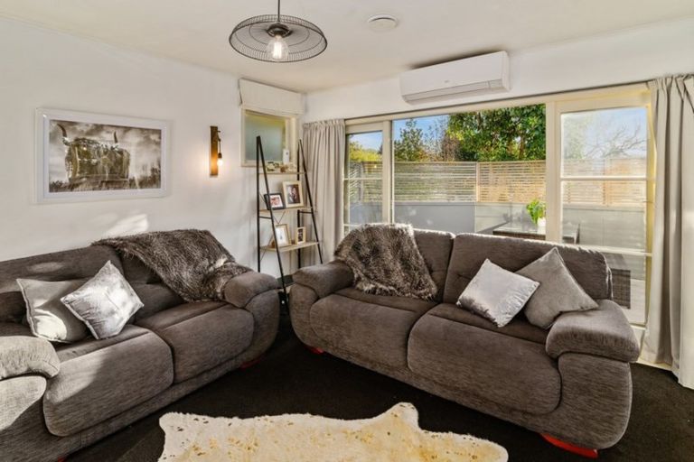 Photo of property in 17 Pandora Avenue, Sunnybrook, Rotorua, 3015