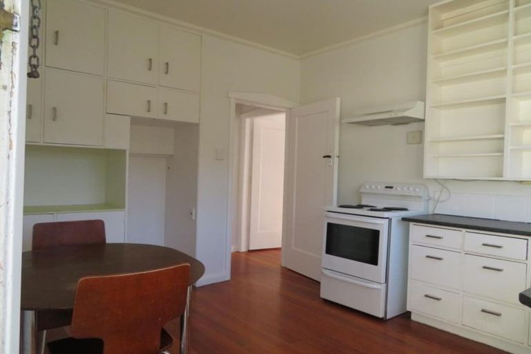 Photo of property in 23 Glamis Avenue, Strathmore Park, Wellington, 6022