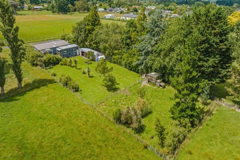 Photo of property in 11 Bevan Street, Woodville, 4920