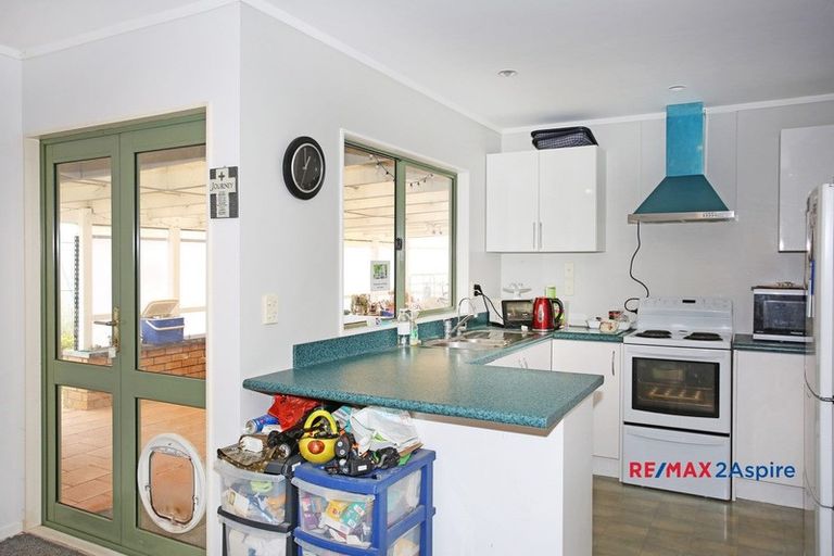 Photo of property in 33 Margarita Rise, Pukekohe, 2120