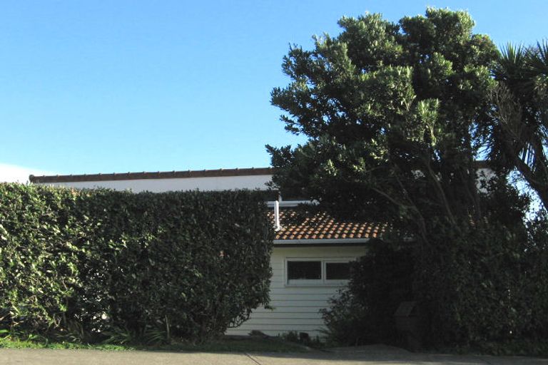Photo of property in 107 Motuhara Road, Plimmerton, Porirua, 5026
