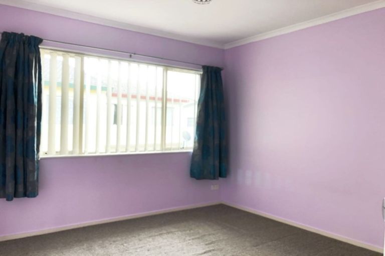 Photo of property in 45 Pooks Road, Ranui, Auckland, 0612