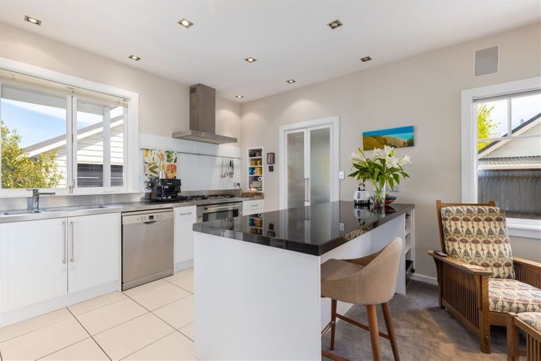 Photo of property in 4 Bradshaw Terrace, Riccarton, Christchurch, 8011