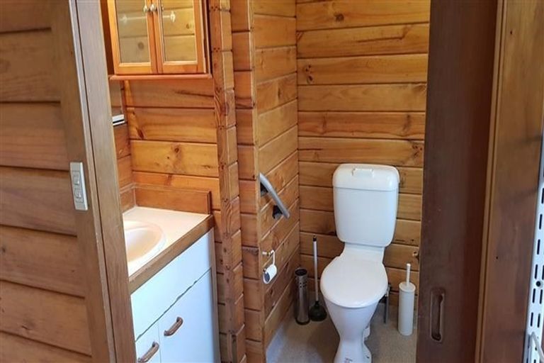 Photo of property in 78 Rhinevale Close, Henderson, Auckland, 0612