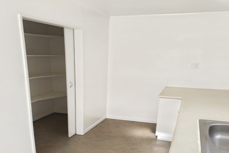 Photo of property in 1/27 Brandon Road, Glen Eden, Auckland, 0602