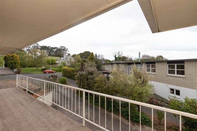 Photo of property in 39 Sunnyhills Avenue, Glenview, Hamilton, 3206