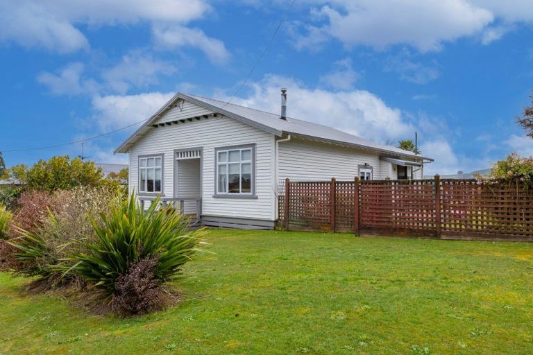 Photo of property in 14 Reservoir Road, Waipukurau, 4200
